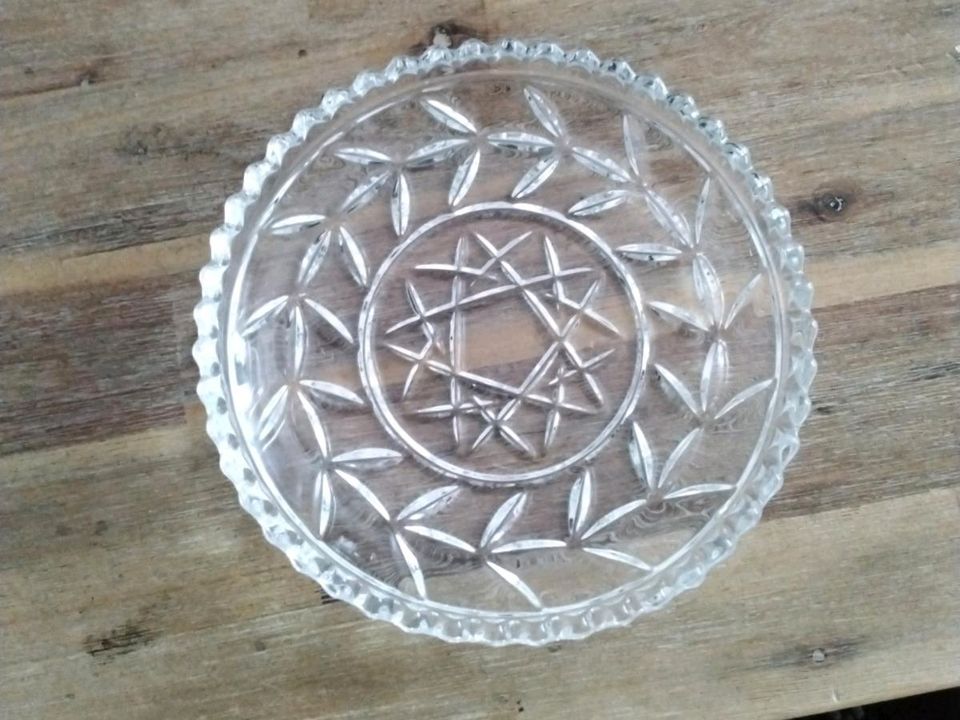 Dessert Konvolut 14-tlg. Glas geschliffen 1x benutzt in Mönchengladbach