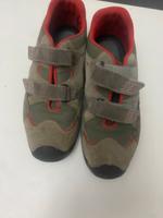 Lowa Damen Wanderschuhe Gr 39 Nordrhein-Westfalen - Oberhausen Vorschau