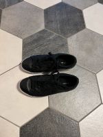 Lacoste Turnschuhe Schuhe Gr. 38 top Baden-Württemberg - Dornstetten Vorschau