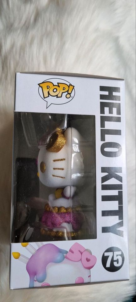 Hello Kitty 75 Funko Pop in Trier