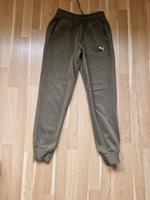 Puma Jogginghose Gr.S/Top Zustand Frankfurt am Main - Bergen-Enkheim Vorschau