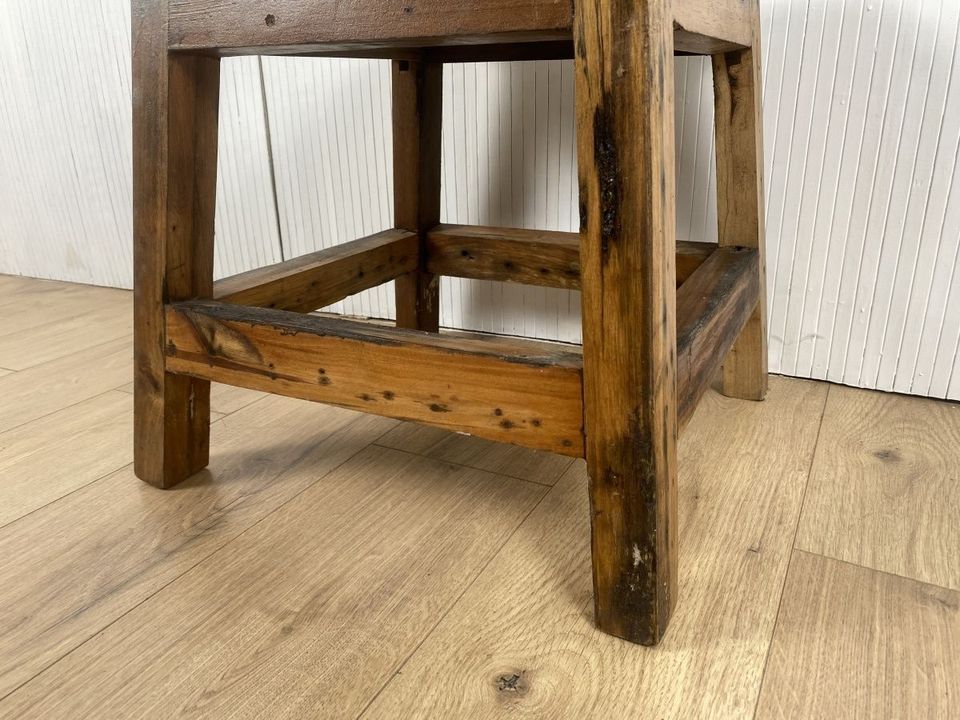 Boatwood by WMK # 1/3 Sehr hübscher & robuster Sitzhocker aus altem Bootsholz, ein handgefertigtes Unikat aus massivem Teakholz # Hocker Stuhl Holzbank Holzstuhl Blumentisch Blumenbank Beistelltisch in Berlin