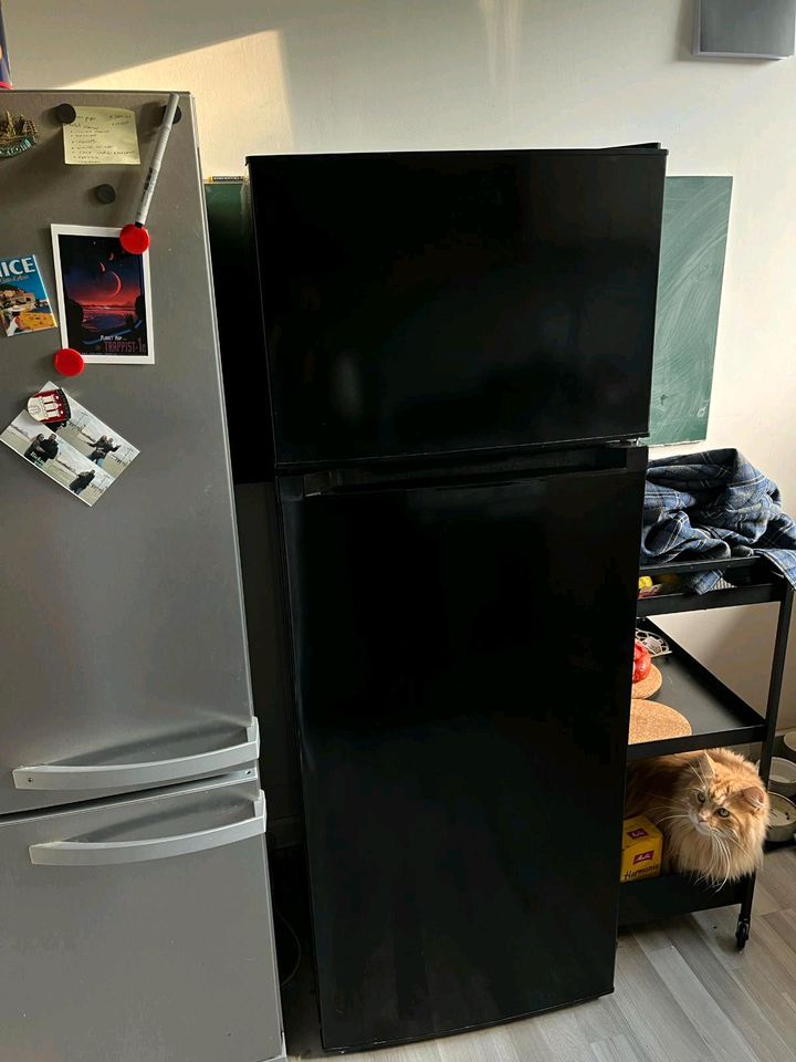 Kühlschrank zu verschenken in Hamburg