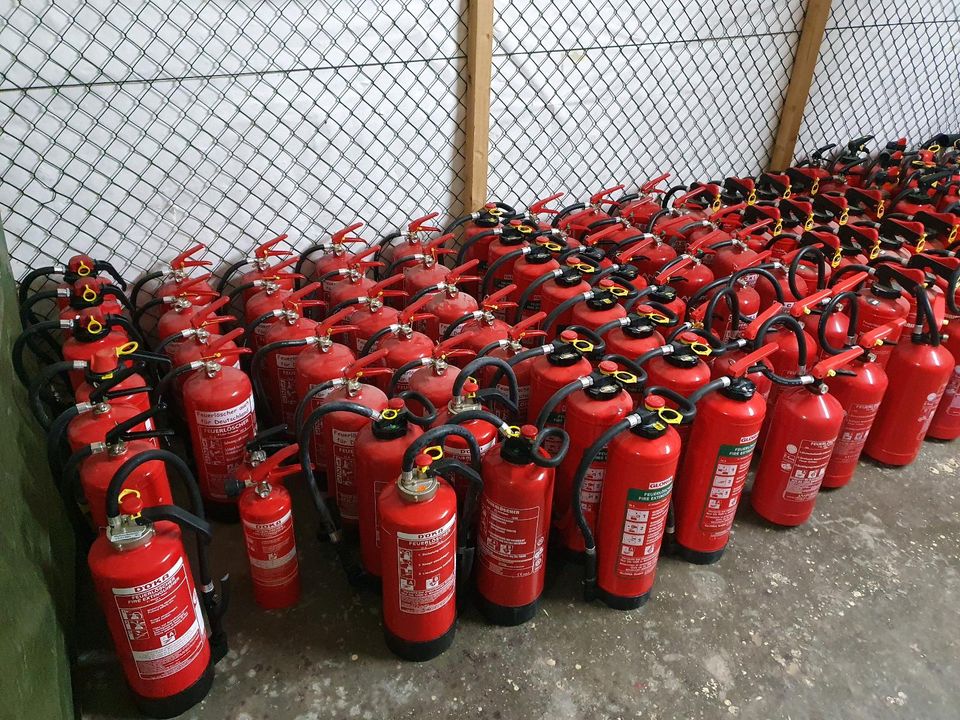 FEUERLÖSCHER PRÜFUNG in Bergisch Gladbach in Burscheid