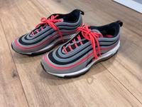 Schuhe Sneaker  Nike air max Gr. 41 Sachsen - Großpösna Vorschau