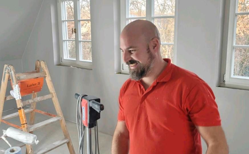 Handwerk rund ums Haus, Bodenlegen,Zimmertür Montag,Dachfenster in Bietigheim-Bissingen