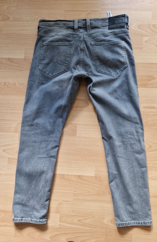 MUSTANG Herren Jeans Oregon Tapered Größe W34 - L 30 in Leverkusen