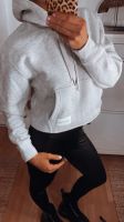 Calvin Klein Pullover cropped grau xs CK Niedersachsen - Alfeld (Leine) Vorschau