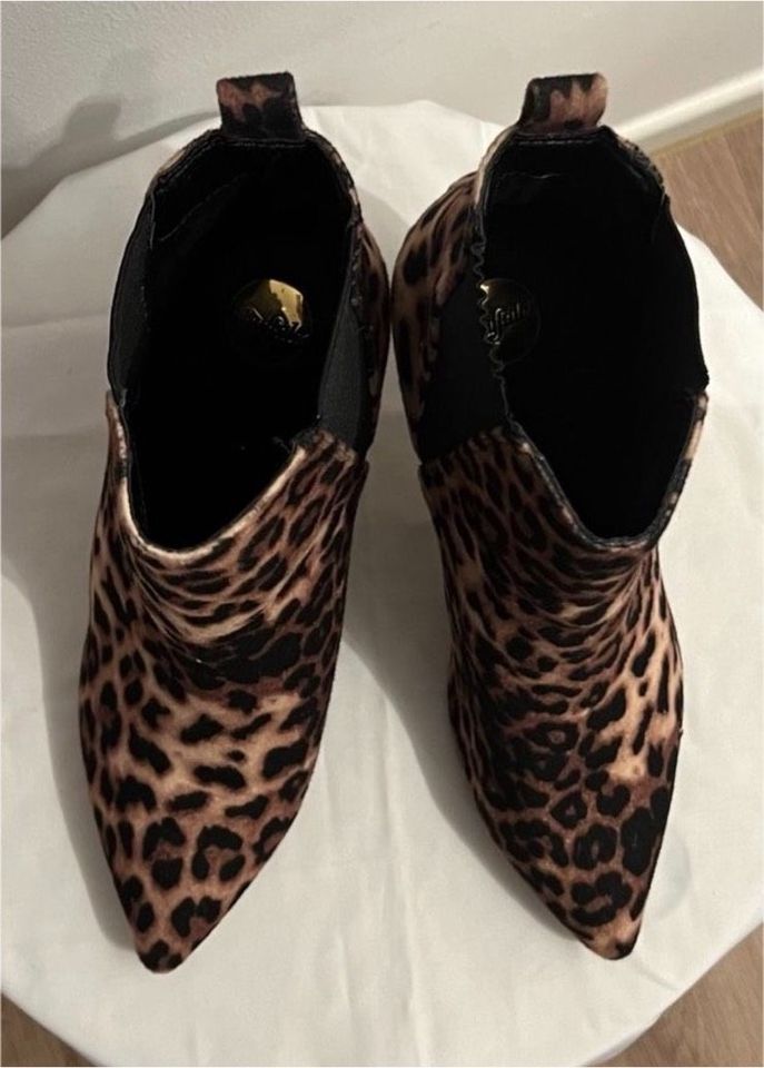 Stiefeletten • Animalprint • Buffalo • Gr. 42 in Essen