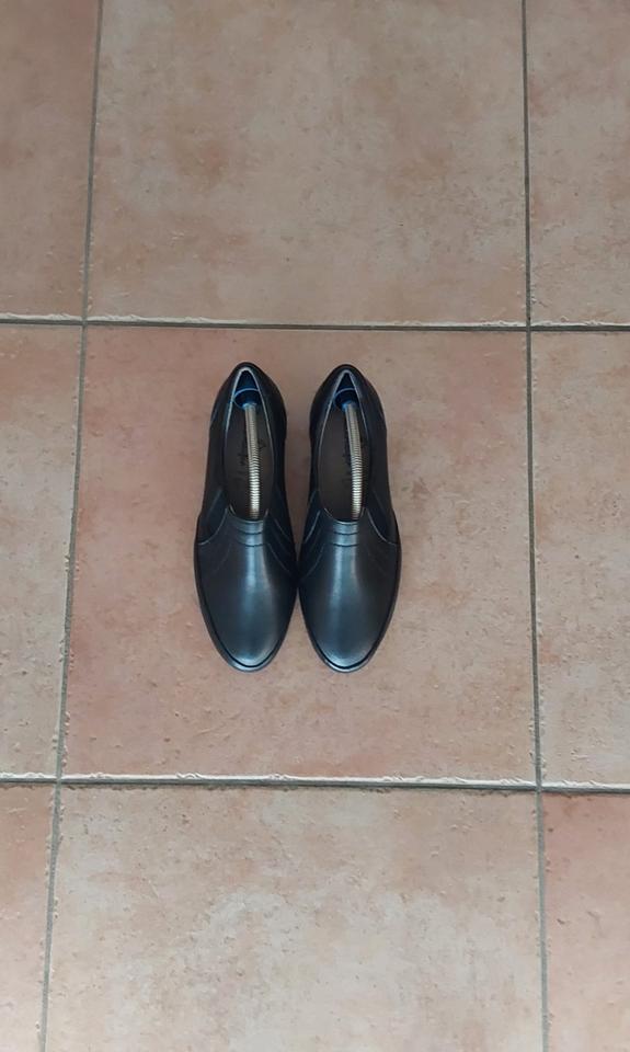Schwarze Halbschuhe, Größe 40, naturläufer, Weite K, Leder in Trebur