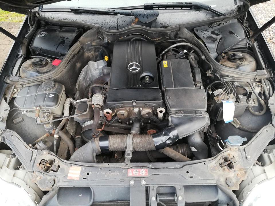 Mercedes-Benz CLK 200 Kompressor.AVANTGARDE VOLLLEDER.NAVI. in Neumünster