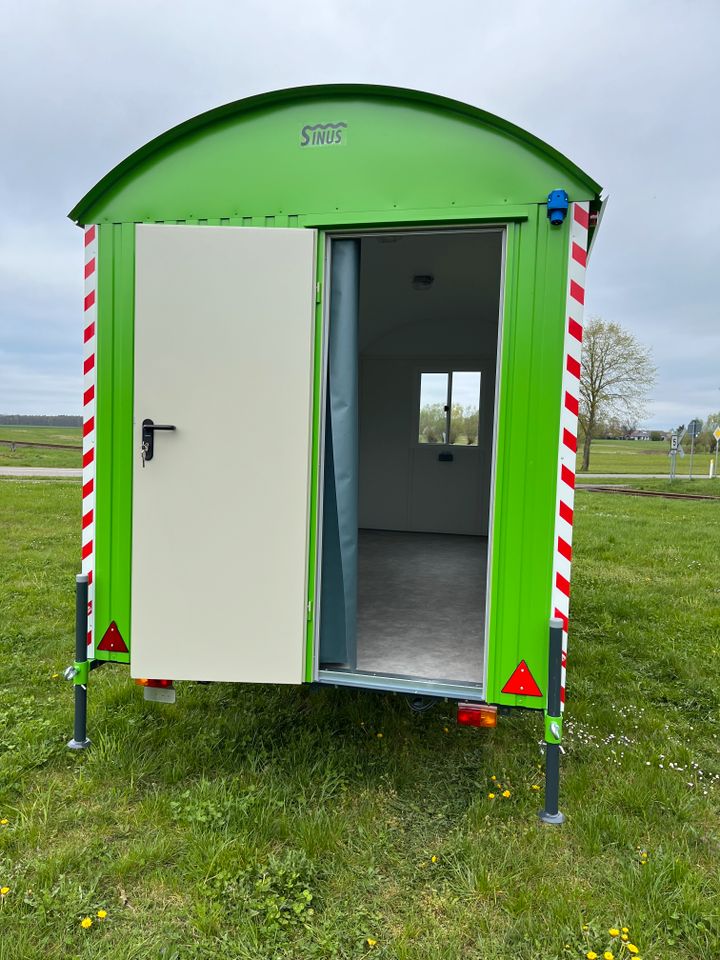 Freizeitwagen, Leerwagen, Anhänger, Gartenwagen, Tiny House in Bobzin