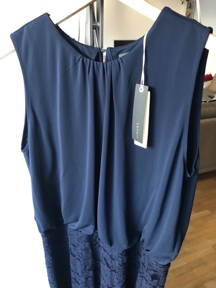 Esprit Damen-Kleid in Stuttgart