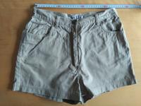 ♥ Beige Shorts / Kurze Hose / Hotpants „Young Classic“ * BW 34cm Düsseldorf - Wersten Vorschau