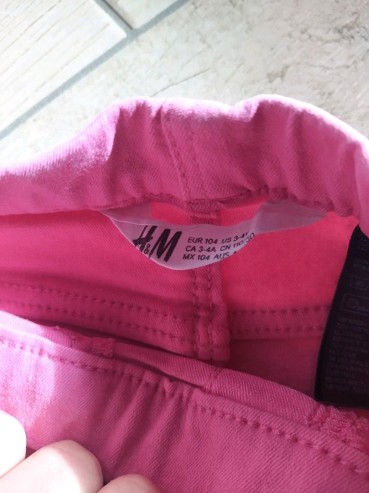 Mädchen Jeggings Pink Gr. 104 & leichte Sommer Jeans Dopodopo in Hörgertshausen