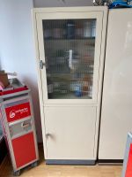 Baisch Maquet Arztschrank Medinzin Vitrine Metall  Bauhaus Stil Düsseldorf - Grafenberg Vorschau