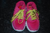 NIKE FREE RUN Sportschuhe Turnschuhe US 7 Gr.38 No. 443816-617 Hessen - Beselich Vorschau