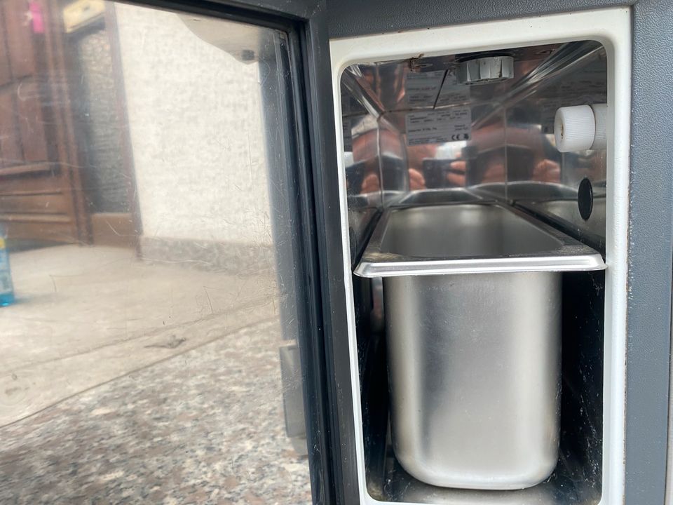 WMF Milchkühlfach / Beistellkühler / Kühlfach in gutem Zustand in Seeheim-Jugenheim