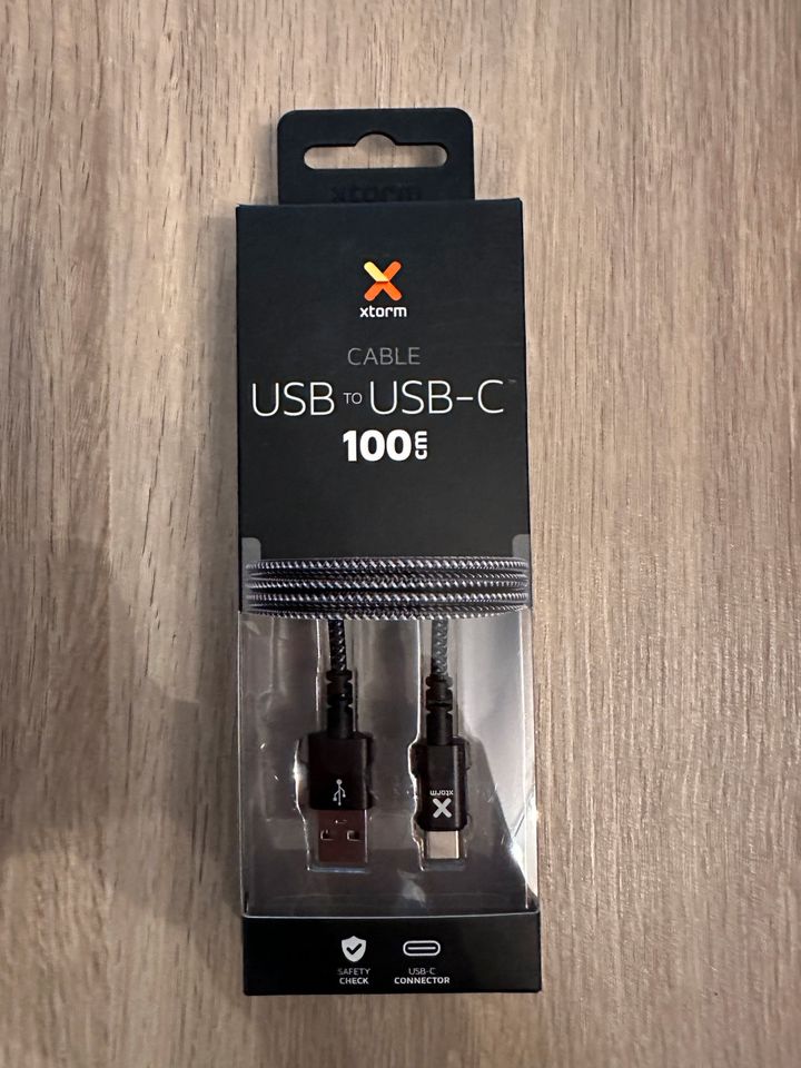 Ladekabel Datenkabel USB USB-C Lightning 100cm 300cm für Apple in Stein