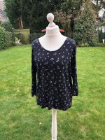 T-Shirt Schwarz mit Blumen, chic, Gr. 44 Ernstings Family Nordrhein-Westfalen - Nettetal Vorschau