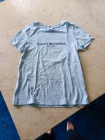 Tommy Hilfiger T-Shirt hellblau Größe M Niedersachsen - Oyten Vorschau