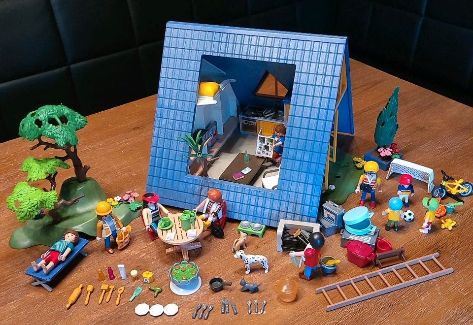 Heute für 35 € ! Playmobil Ferienhaus in Königsbrunn