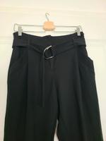 Vero Moda VMBAILEY Paperbag Belt Ankle Pants Stoffhose Größe L/32 Berlin - Karlshorst Vorschau