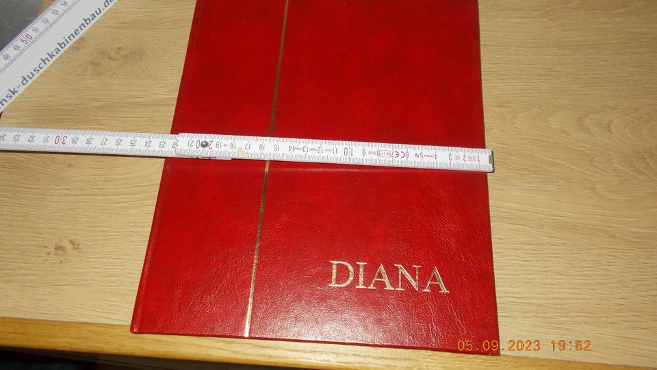 Briefmarken-Album aufschrift Diana mit Briefmarken topp Zustand. in Saarbrücken