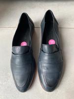 Lloyd Alles echtes Leder Marineblau Gr.4 Neu!!! Nordrhein-Westfalen - Paderborn Vorschau