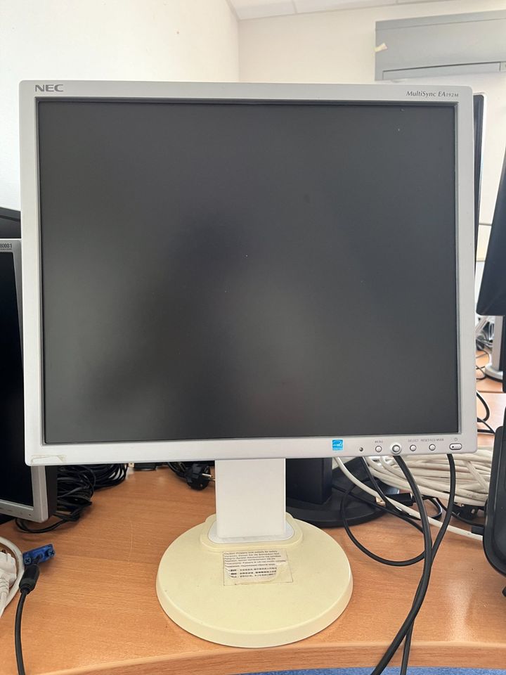 NEC Multisync EA192M Bildschirm / PC-Monitor in Dieburg