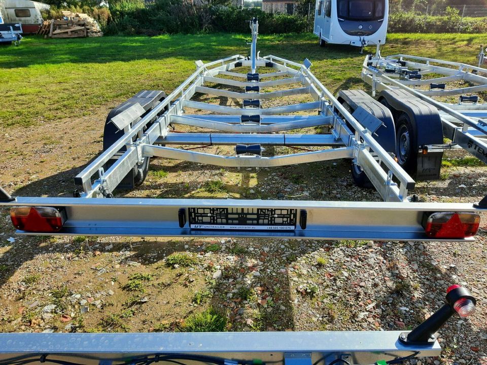 Temared B35 Bootstrailer 3500 kg für Boote bis 817 cm NEU in Tellingstedt