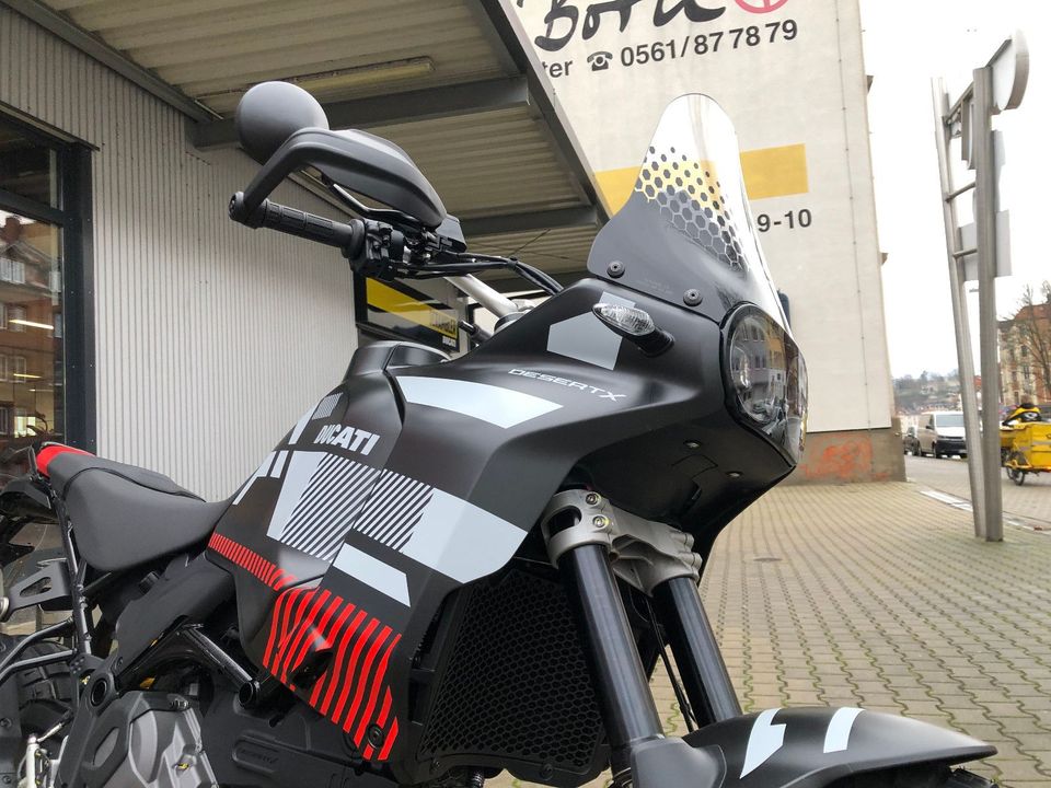 Ducati Desert X / Neufahrzeug sofort verfügbar ! in Kassel