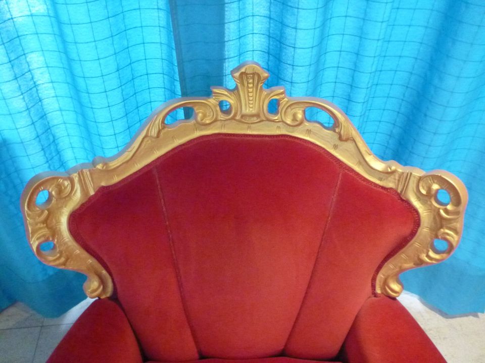 Sessel/ Gold/ Queen- armchair in Solingen