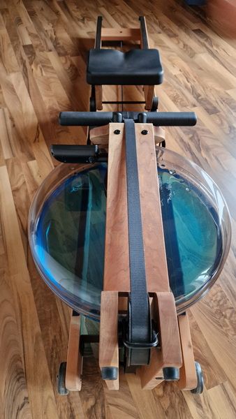 Water Rower Original in Kirsche + Monitor Rudergerät Waterrower in Oberding