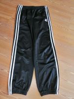 Gr. 152 Sporthose Jogginghose von Adidas schwarz Niedersachsen - Oyten Vorschau