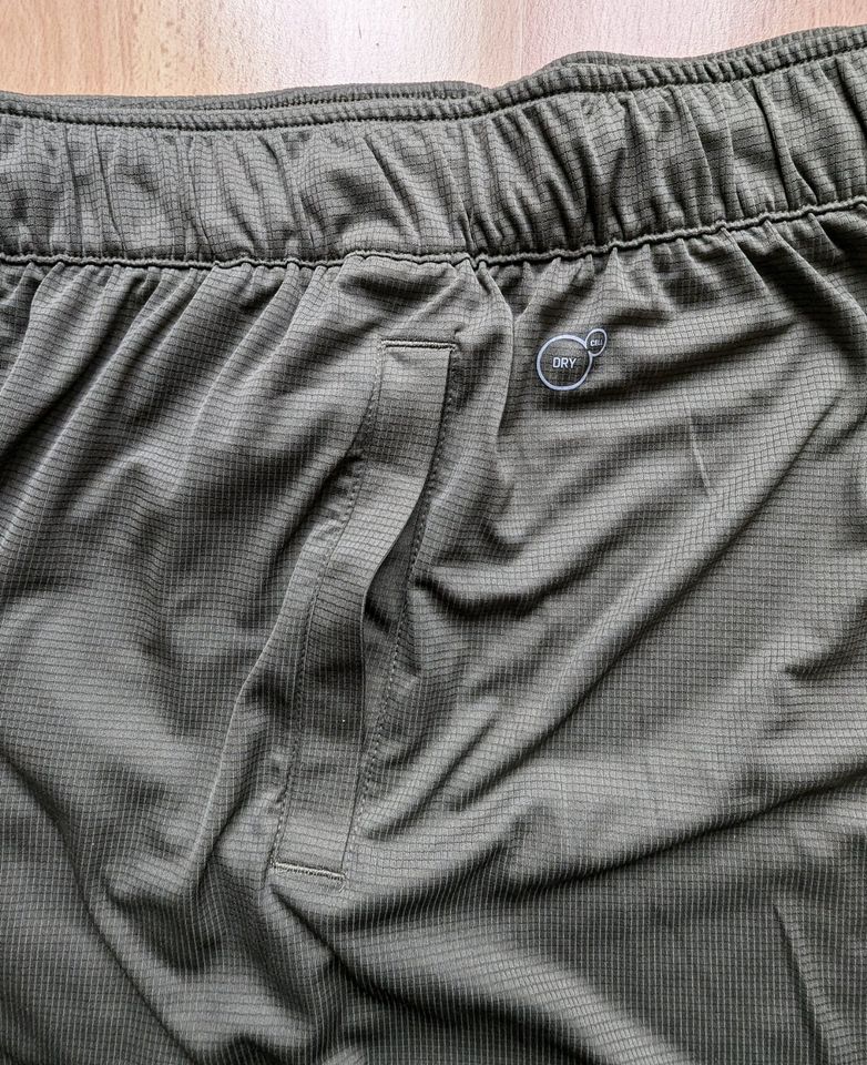 Puma Shorts Sportshorts Crossfit Fitness khaki L Herren #3 in Hamburg