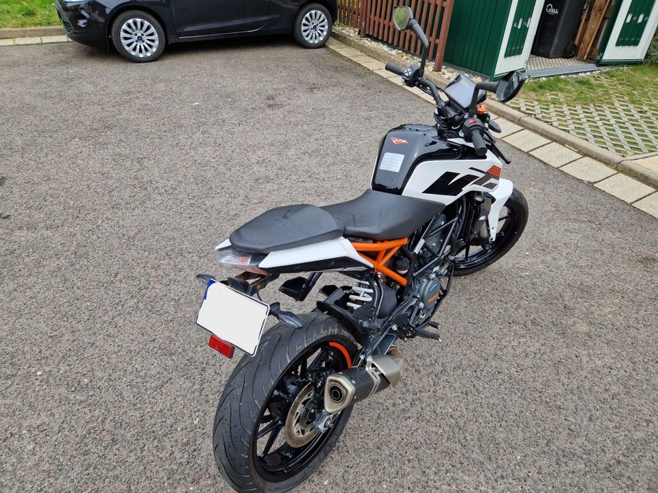 KTM Duke 125 in Geithain