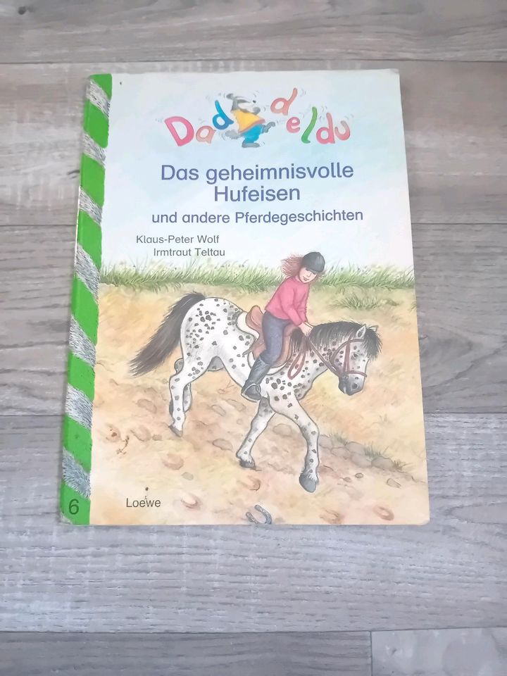 Buch Dad deldu das geheimnisvolle Hufeisen und andere Pferdeges. in Kassel