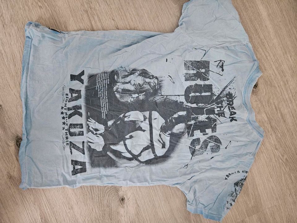 Yakuza shirt in Helbra