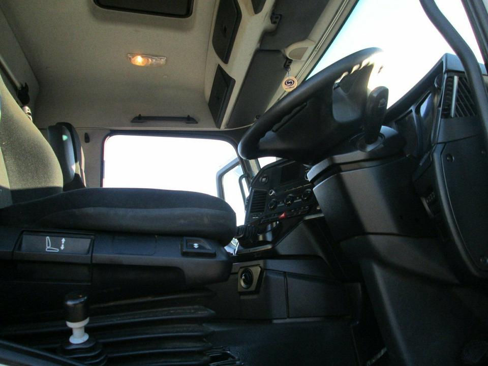 Mercedes-Benz AROCS 3243 K 8 X 4 Kippmulde*EURO 6*RECHTSLENKER in Riederich