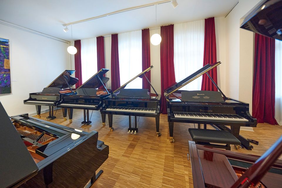 Grotrian-Steinweg-Klavier GS-113 in Eiche hell in Verden