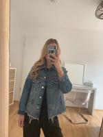 blaue Jeansjacke von H&M Bayern - Oberasbach Vorschau