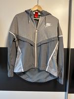 Nike Jacke Gr. M Nordrhein-Westfalen - Stemwede Vorschau