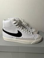 Nike Blazer Mid Sneaker Gr. 36,5 NEU weiß schwarz Aachen - Aachen-Mitte Vorschau