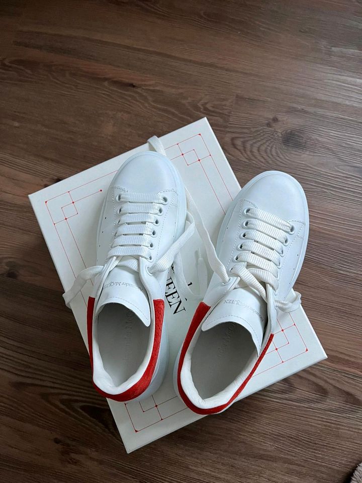 Alexander McQueen Plateau-Sneaker Damen weiß 38,5 in Niedersachsen - Emden  | eBay Kleinanzeigen ist jetzt Kleinanzeigen