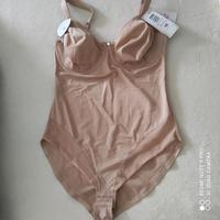 Triumph Body shape 90C, neu mit Etikett Baden-Württemberg - Esslingen Vorschau