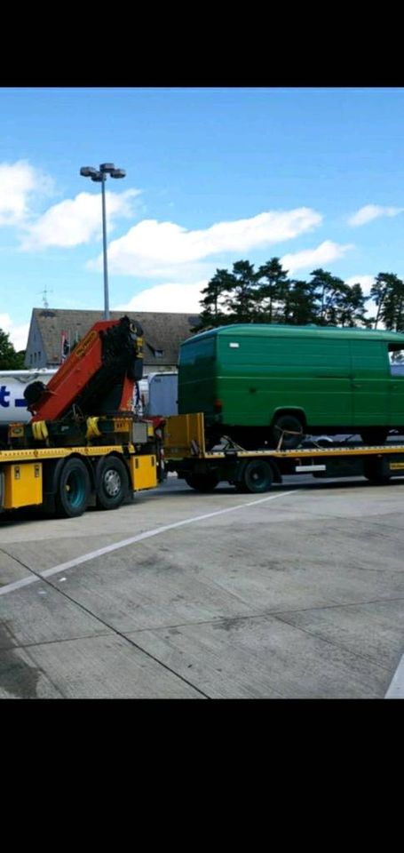 TRANSPORT TRAKTOR STAPLER WOHNMOBIL LKW in Berlin