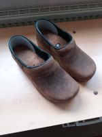 Clogs, Holz,    geschlossen   Rindsleder Nordrhein-Westfalen - Oer-Erkenschwick Vorschau