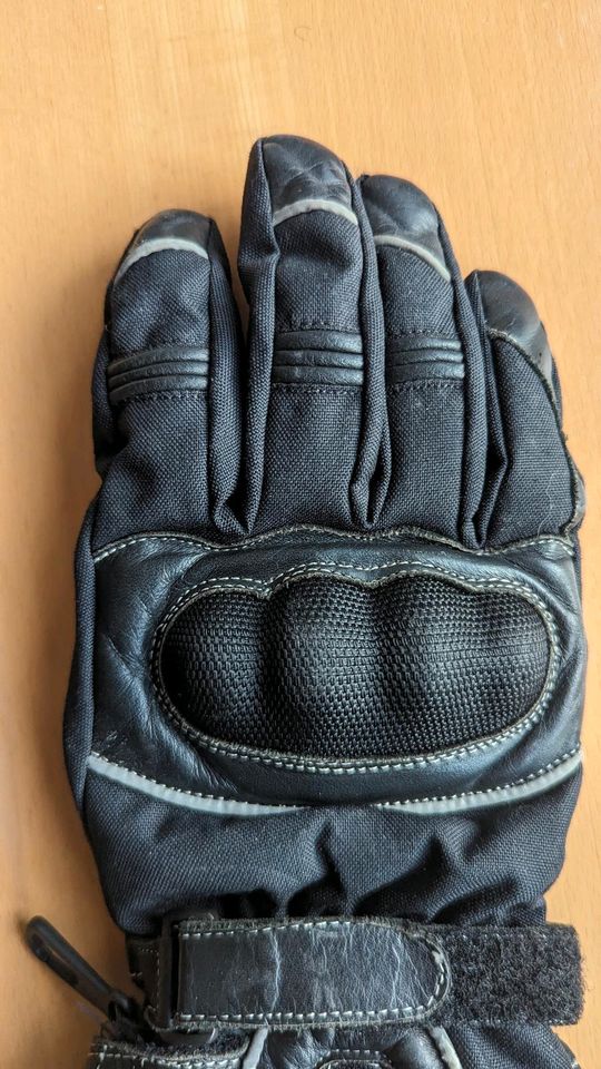 Motorrad Handschuhe in Großheirath