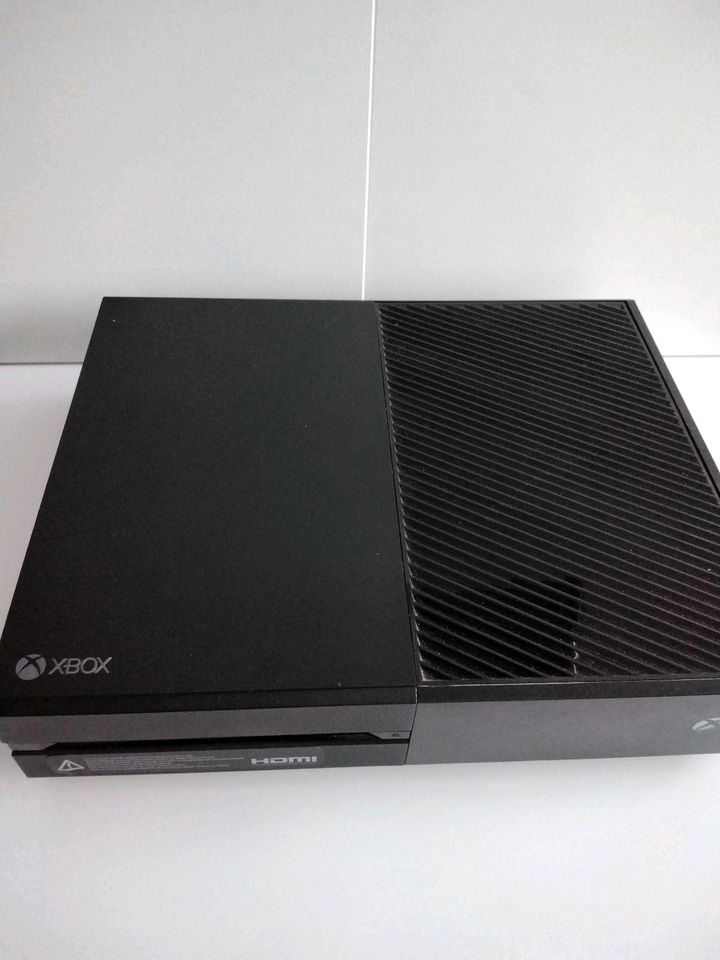 Xbox One Konsole 1TB in Berlin